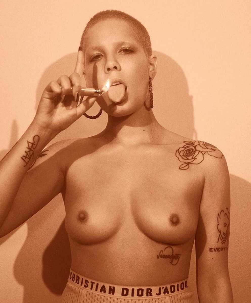 Halsey певица ню